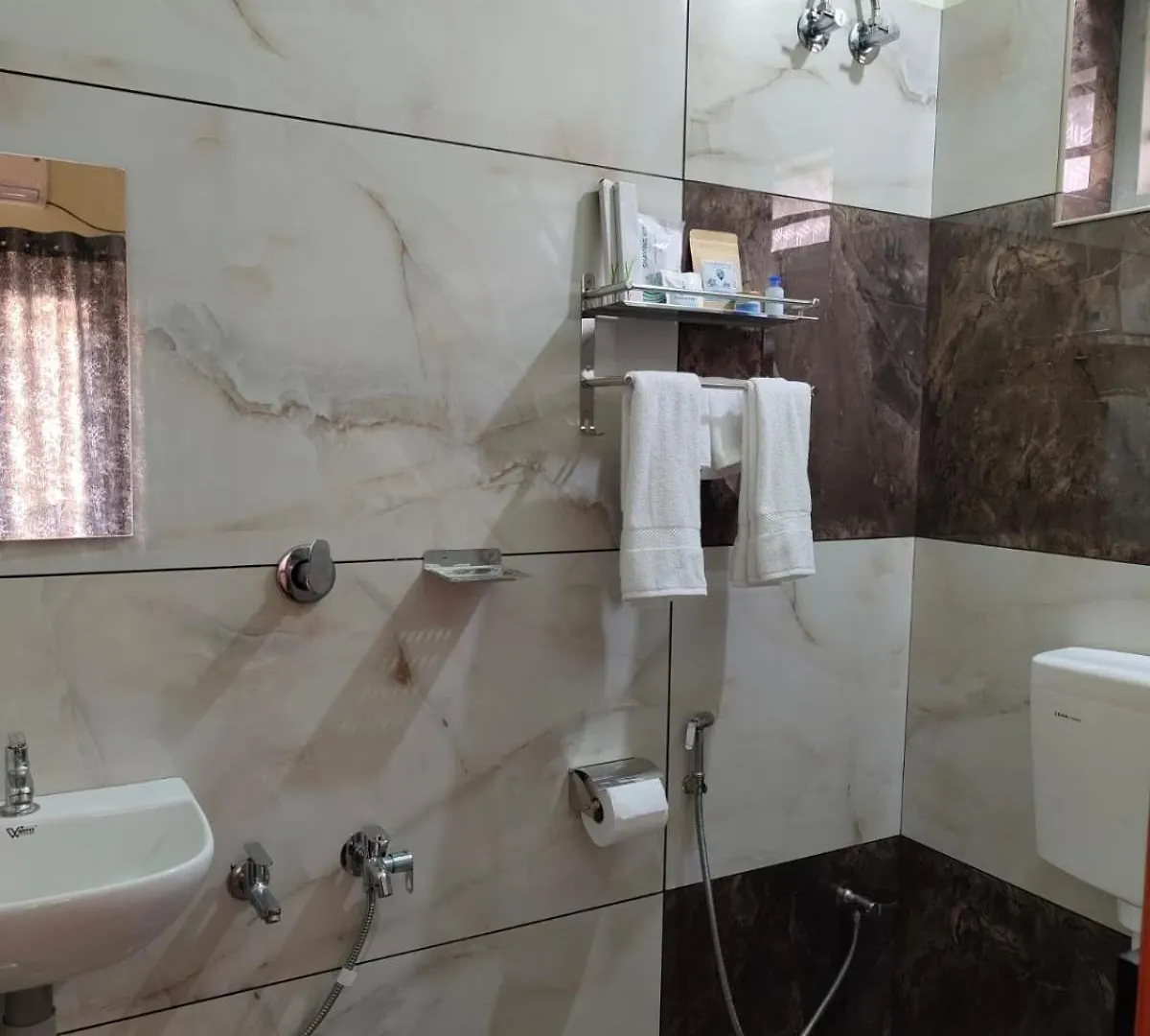 Beth-Barah Apartment Kochi 0*,